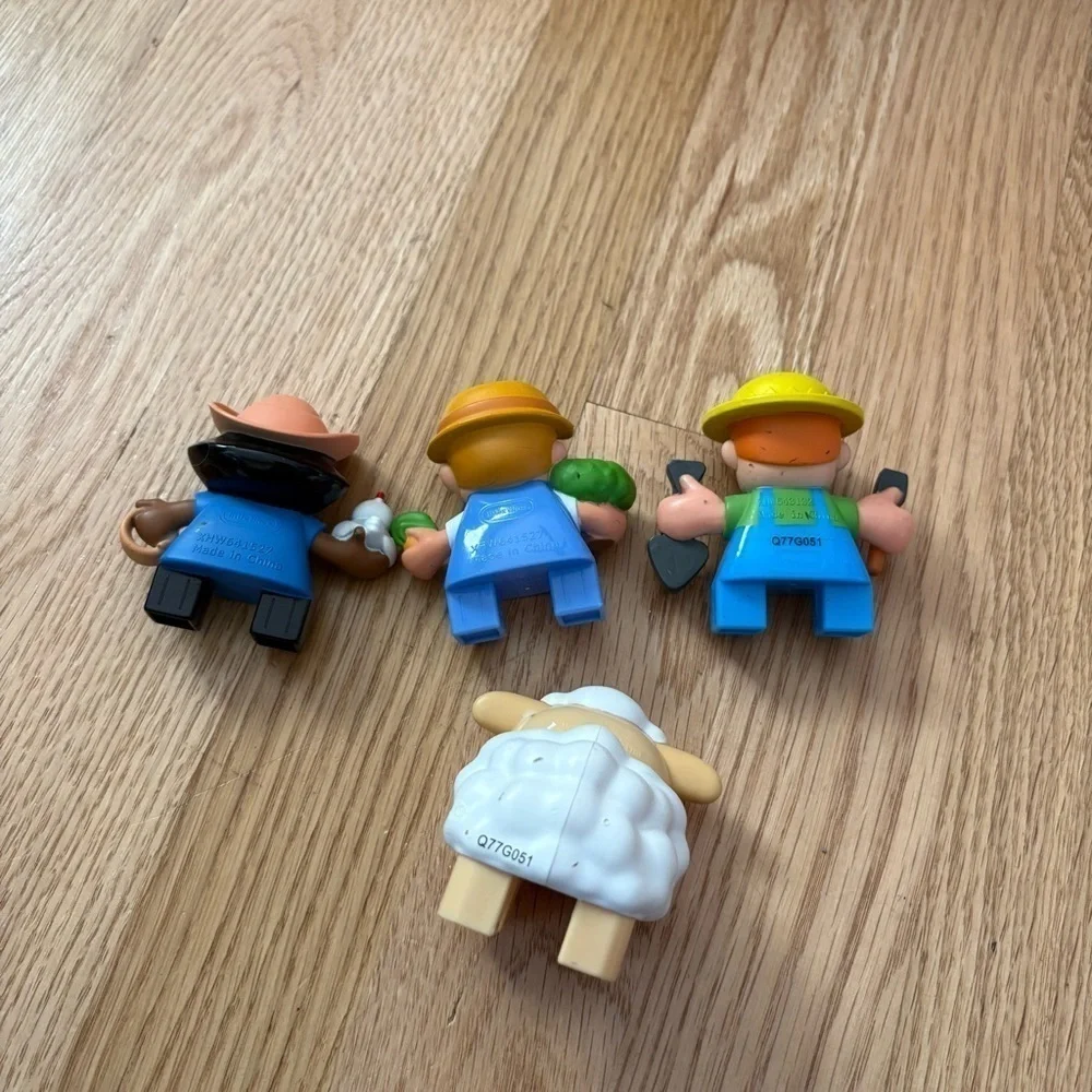 Little Tikes Waffle Blocks Figures Lot Farmers Sheep Baker